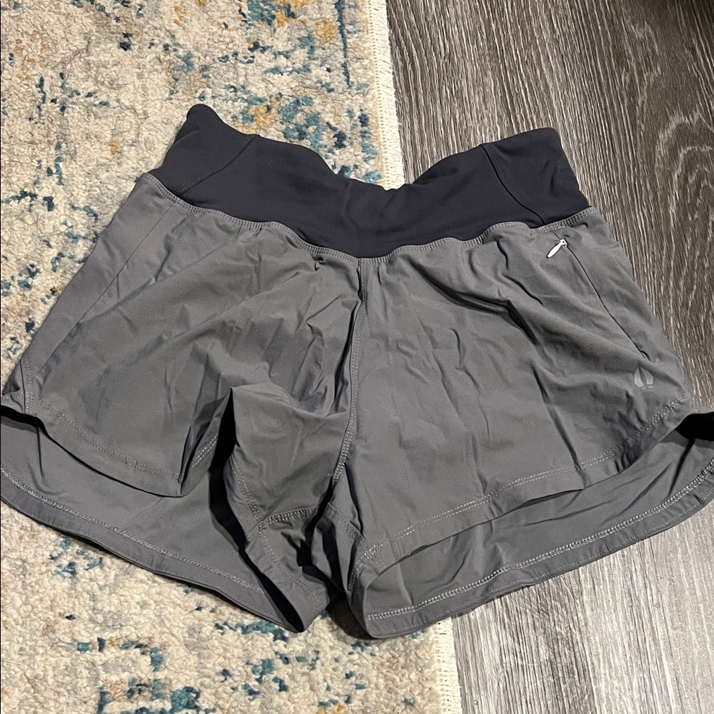 Stylish Gray Athletic Shorts for Women